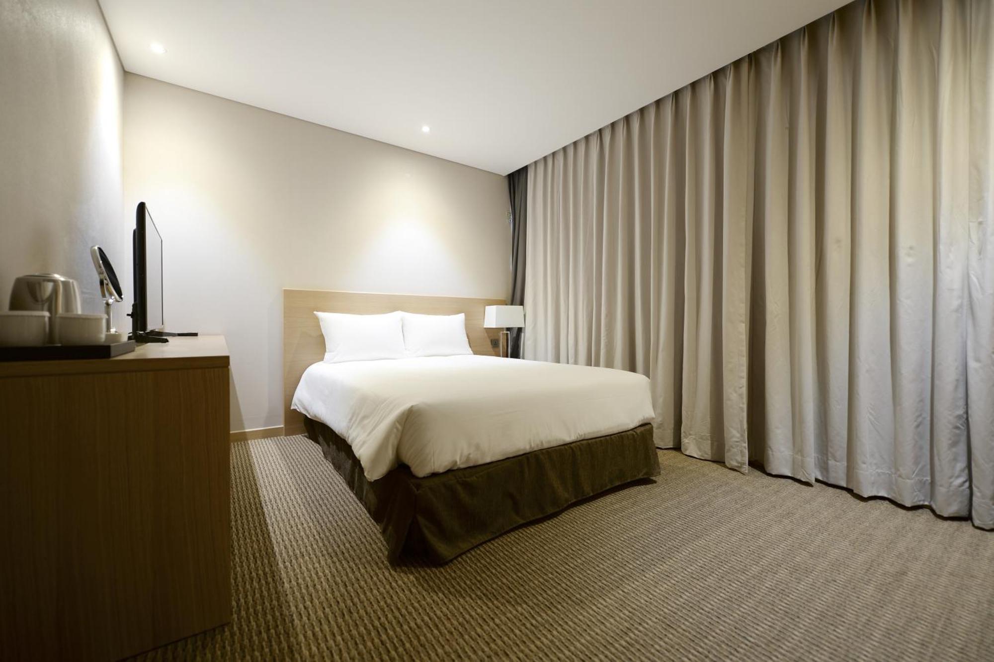 Hotel New Oriental Myeongdong Seoul Ruang foto