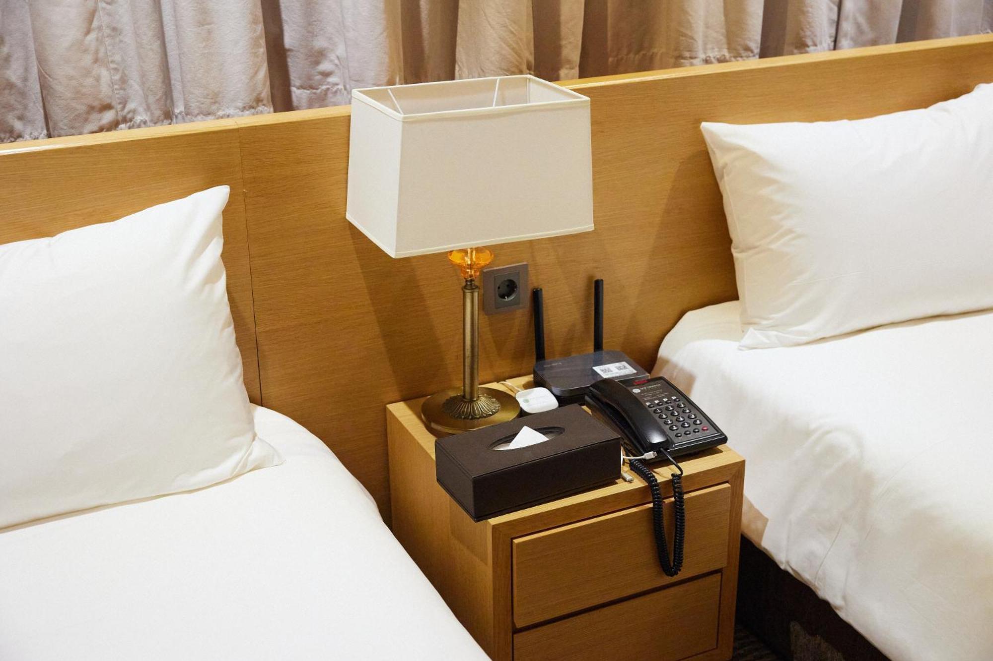Hotel New Oriental Myeongdong Seoul Bagian luar foto