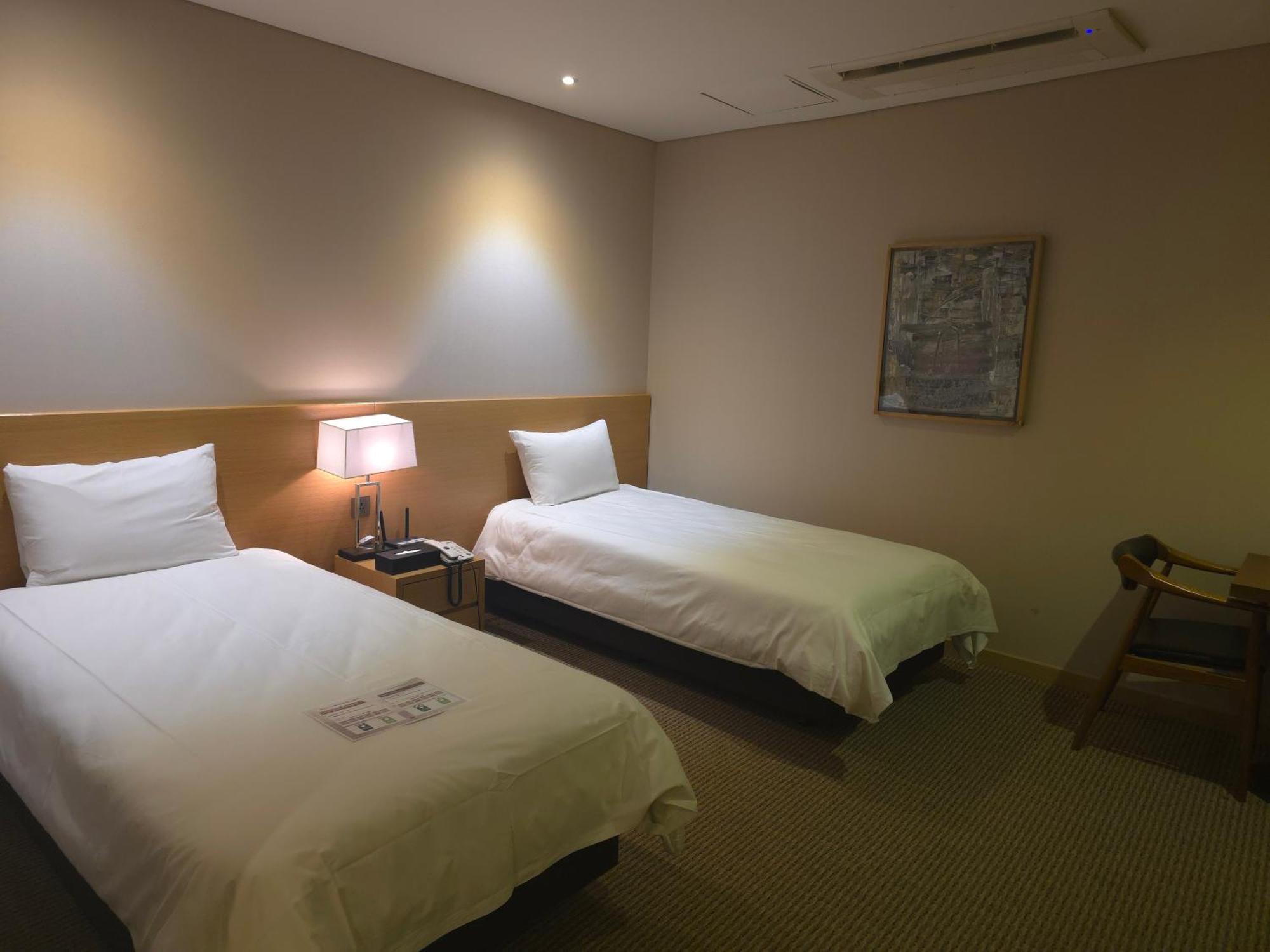 Hotel New Oriental Myeongdong Seoul Bagian luar foto