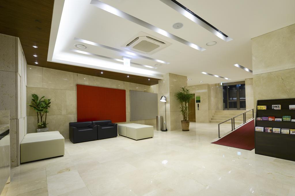 Hotel New Oriental Myeongdong Seoul Bagian luar foto